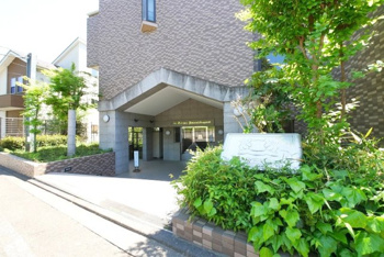 外観は落ち着いています