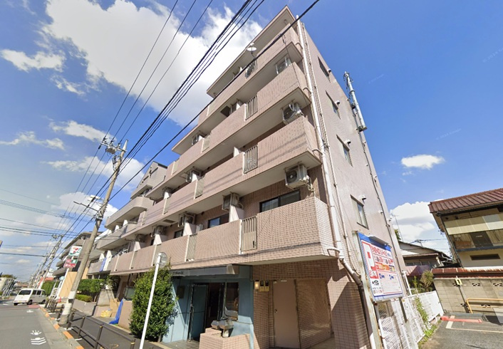 落ち着いた雰囲気の外観です