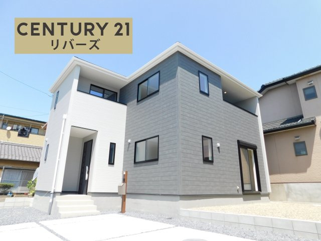 津島市新開町３丁目の新築一戸建の外観|☆１号棟☆ 　　新価格！！いつでもご案内できます♪（お問合せ当日、平日、水曜、夜間でもＯＫ）　敷地５６坪超！　長期優良住宅♪　駐車最大４台ＯＫ！　南面に広い庭付き♪　全居室南向き！