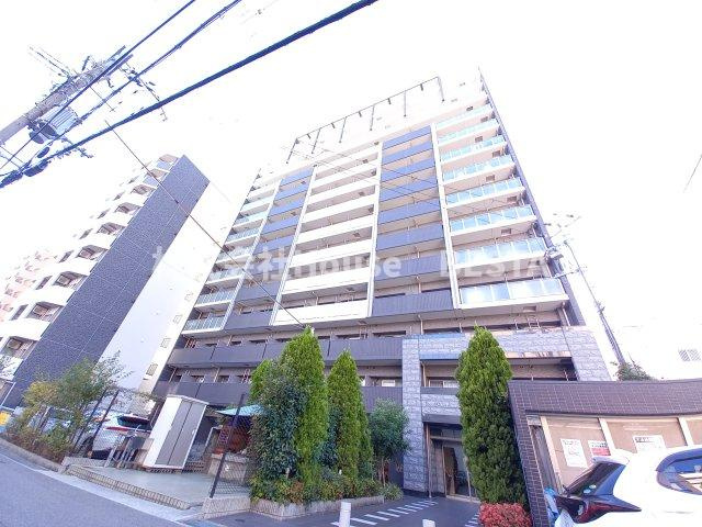 プレサンス三宮東フィールの外観