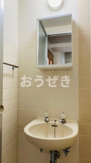 ペガサスマンション白楽の洗面所