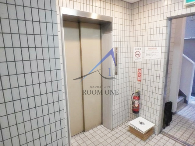 日興パレスビル渋谷のその他共用部分|エレベーターです。
