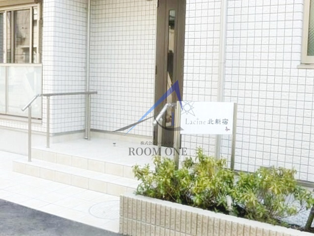 ラシーネ北新宿のエントランス|エントランスです。