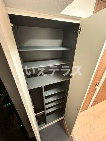 プレサンスKOBEティアラの収納