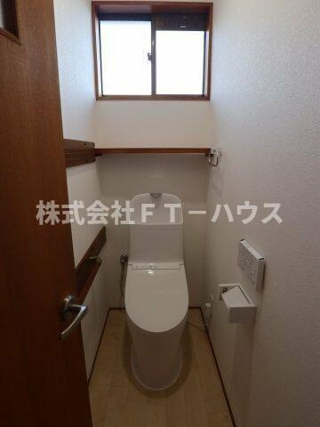 菅野６丁目戸建Ⅱのトイレ