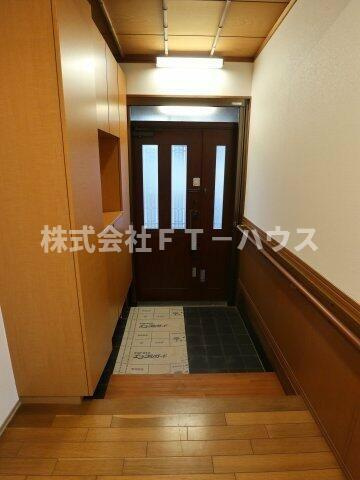 菅野６丁目戸建Ⅱの玄関