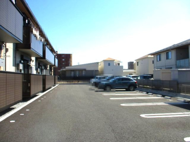 アネシス県庁東の駐車場