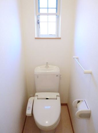 【トイレ】 | エレガンテ五番館 | トイレです