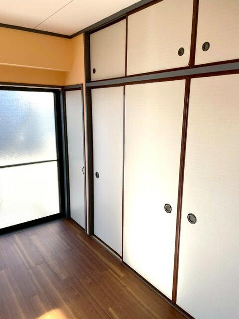 セシオン松江の収納|洋室約６畳
