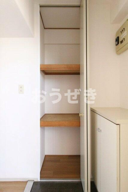 メイツ伊勢佐木長者町の収納