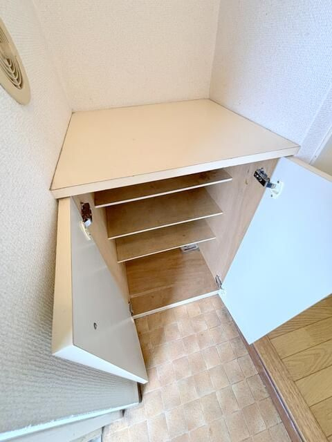 プレズ狭山の玄関