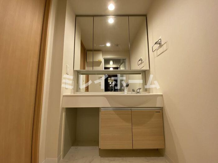 Hill Flat Osaki の独立洗面台