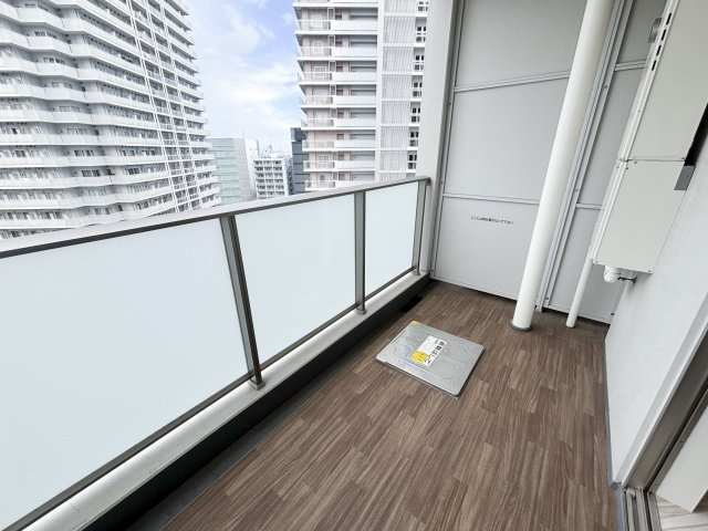 【バルコニー】