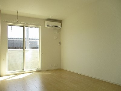【居間・リビング】 | クローバー下平川Ⅲ
