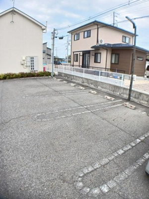【駐車場】 | ノース　リバー