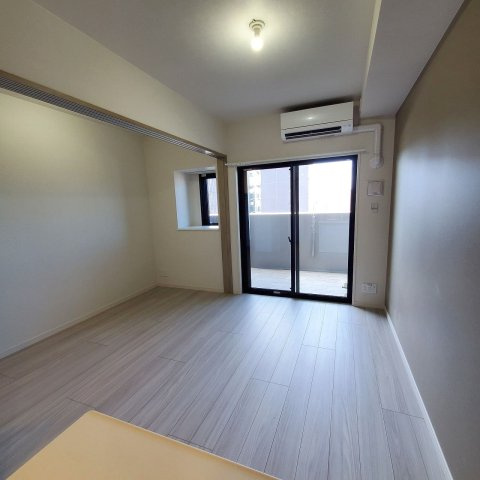 【居間・リビング】 | 新品家具付きマンション馬出5(KaGood福岡)