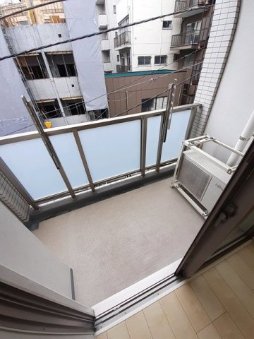 Ｂｅｌｌ　Ｄｉｏｒ浅草のバルコニー