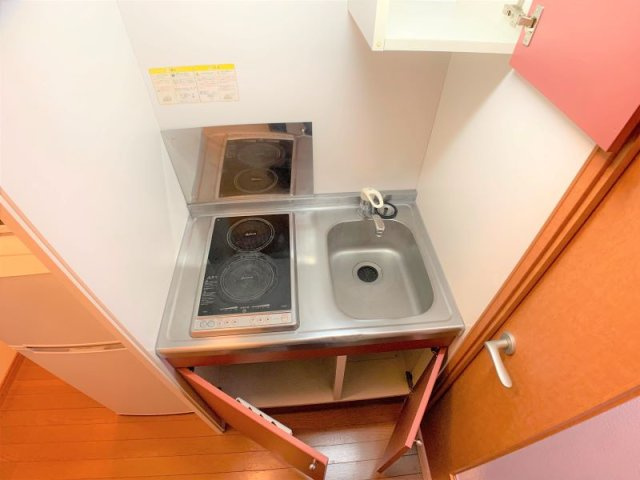 レオパレスグランソワールのキッチン|設備・仕様は号室により異なる為、現況を優先致します。