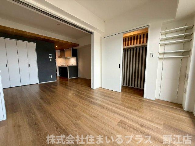 one o one 内代の居間・リビング