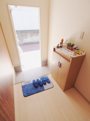 プレシオ海田の玄関