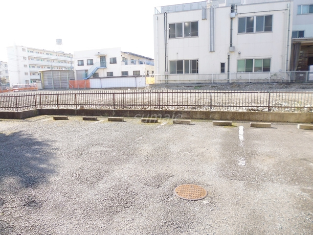 ヒルズセントポールの駐車場|駐車場別アングルです♪