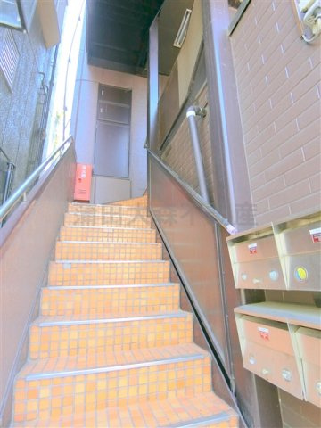 プラスワンビルのその他共用部分|エントランス　