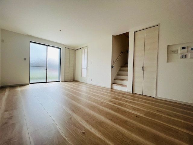 加古川市加古川町寺家新築戸建の居間・リビング|使いやすいリビングです