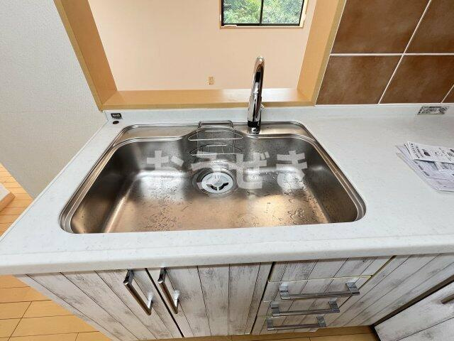 清水ヶ丘戸建てのキッチン