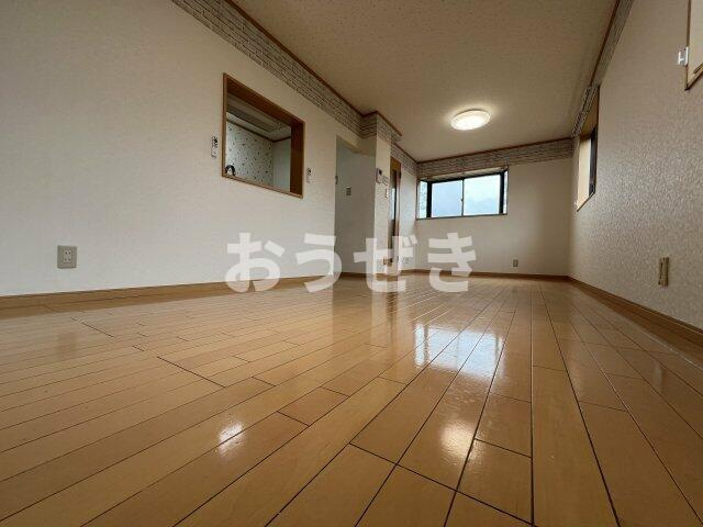 清水ヶ丘戸建ての内装