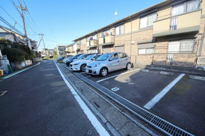 【駐車場】 | アスティオン朱鷺 | 駐車スペースもあります