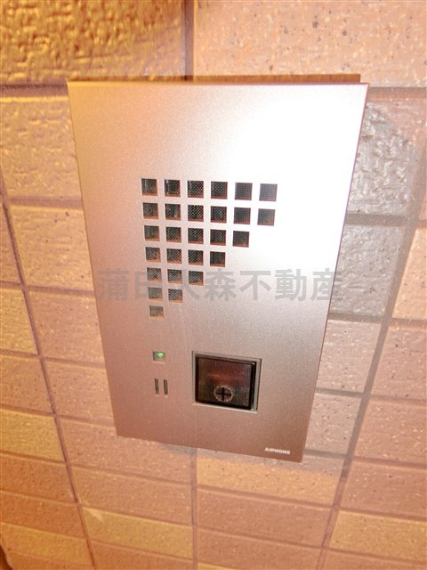 ルーブル蒲田本町の玄関