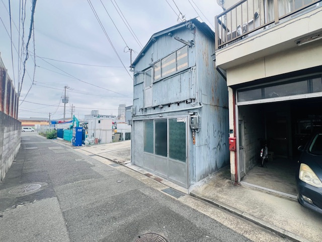 神戸市長田区南駒栄町の前面道路含む現地写真