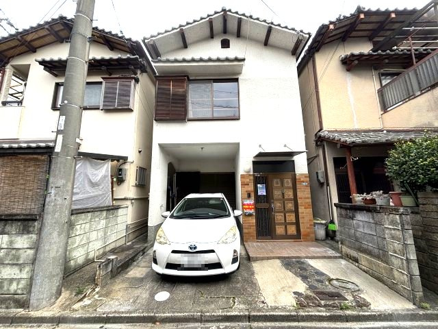 羽曳野市広瀬の一戸建ての外観