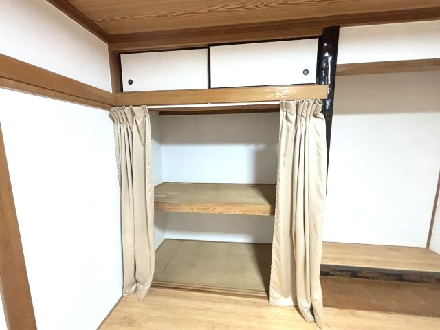 羽曳野市広瀬の一戸建ての収納