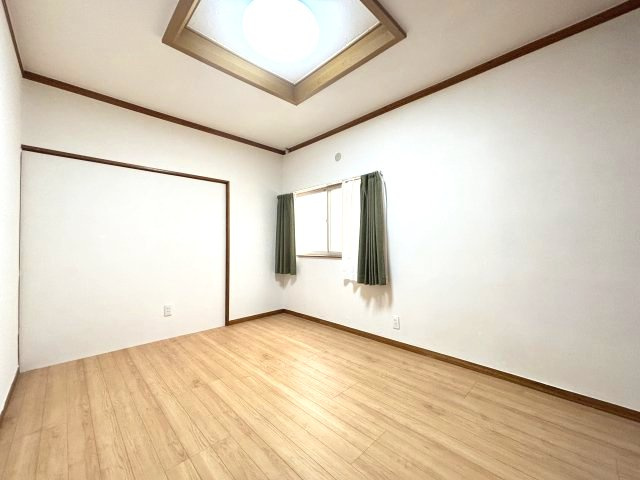 羽曳野市広瀬の一戸建ての洋室
