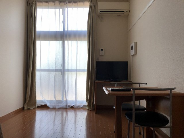 レオパレスＯＳＡＷＡの居間・リビング