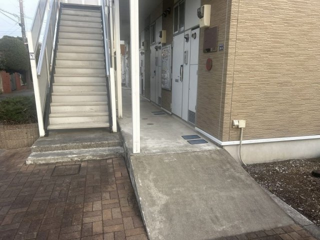 レオパレスラ　トゥサのその他