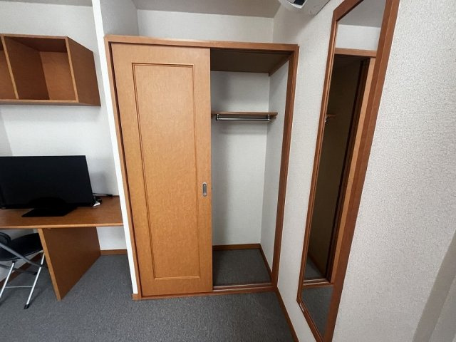 レオパレス美好町ＴＲＨの内装