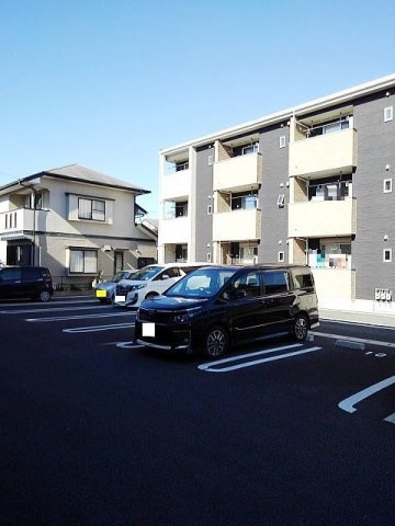ｓｕｎｌｉｔ　御幸Ａの駐車場