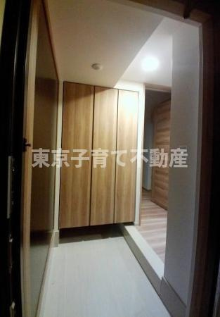 ブランシエスタ白山の玄関