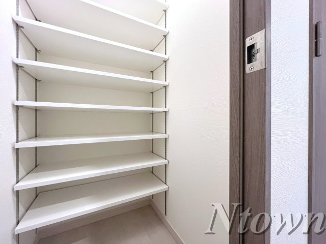 【収納】 | S-RESIDENCE高岳clarity | こまごまとしたものを収納できそうですね