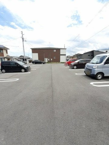 マリオ中村　Ａの駐車場