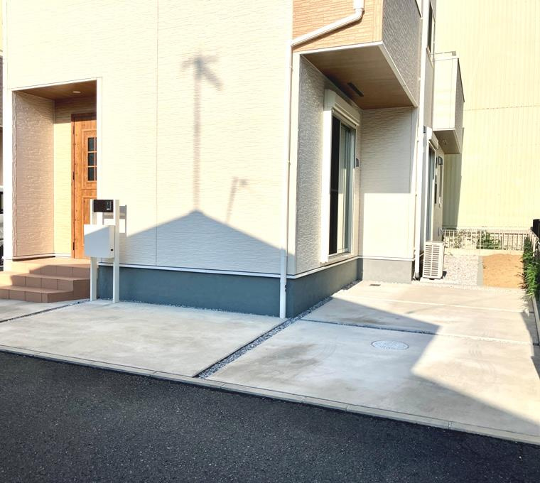 富士見町戸建の駐車場