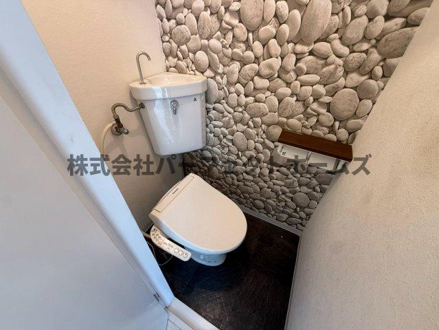 春日ダイヤモンドハイムのトイレ|コンパクトで使いやすいトイレです