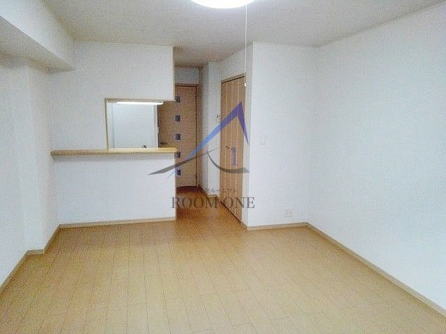 ペニーレインＢの居間・リビング|洋室のお部屋です。