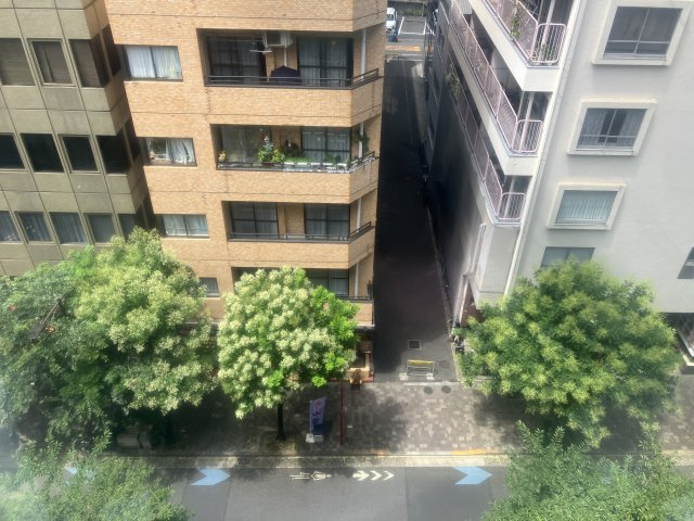 隼町ＭＴビル 7Fのエントランス