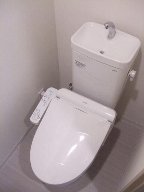 クオーレ　エフのトイレ|コンパクトで使いやすいトイレです