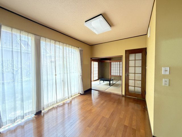 【居間・リビング】 | 熊谷市樋春　中古戸建