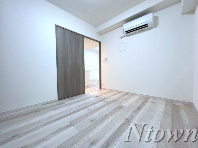 【洋室】 | S-RESIDENCE高岳clarity | 広々とした洋室です