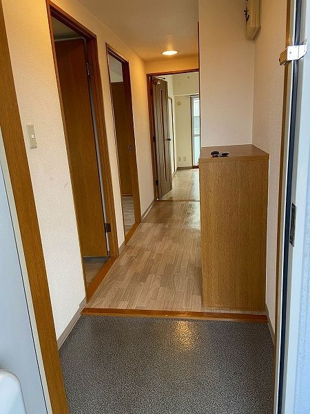 リヴェールド和泉の玄関